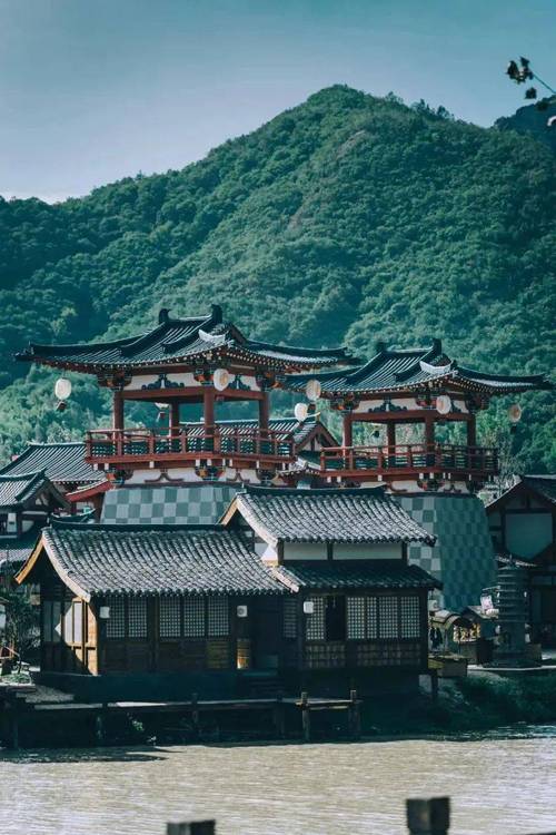 任嘉伦和宋祖儿主演的《无忧渡》取景地曝光,象山影视城置景奢华